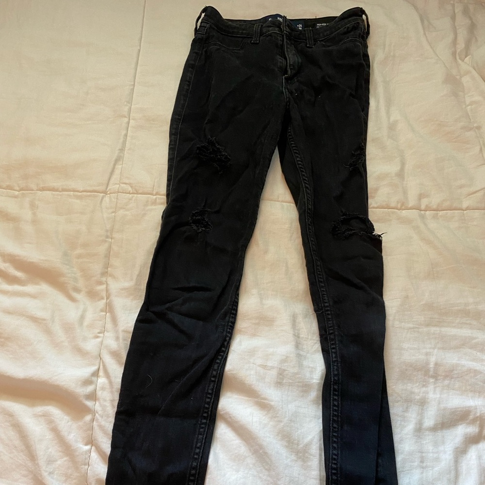 Black skinny jeans